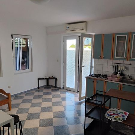 Apartmani Anja Sveta Nedelja  Extérieur photo