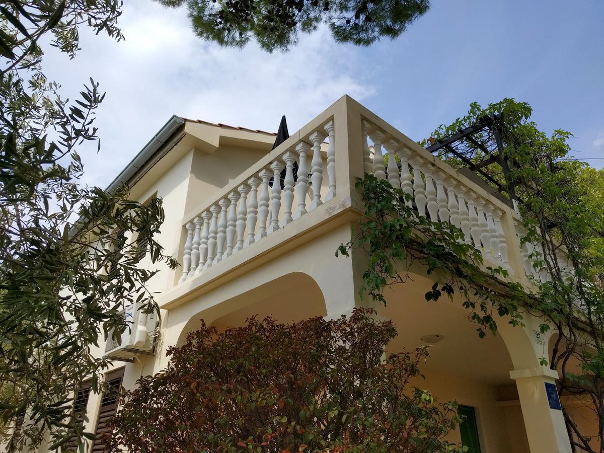 Apartmani Anja Sveta Nedelja  Extérieur photo